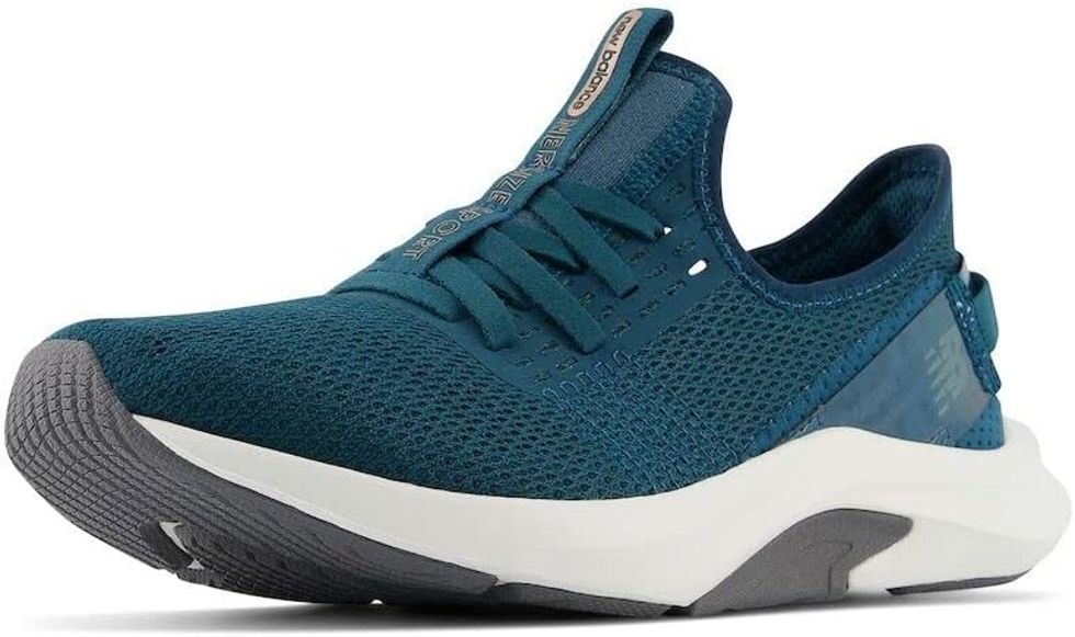 New Balance DynaSoft Nergize Sport V2 Cross Trainer