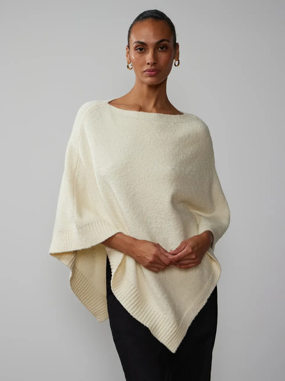 New York & Company Boucle Lounge Poncho