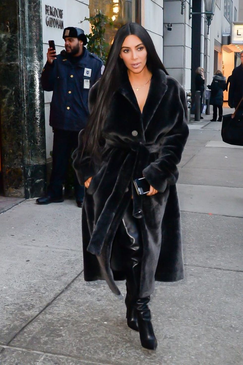 NEW YORK, NY - FEBRUARY 01: Television personality Kim Kardashian West are is seen in Soho on February 1, 2017 in New York City. (Photo by Raymond Hall/GC Images)