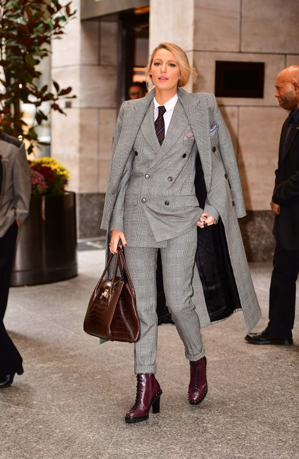 NEW YORK, NY - OCTOBER 16: Blake Lively seen on the streets of Manhattan on October 16, 2017 in New York City. (Photo by James Devaney/GC Images)