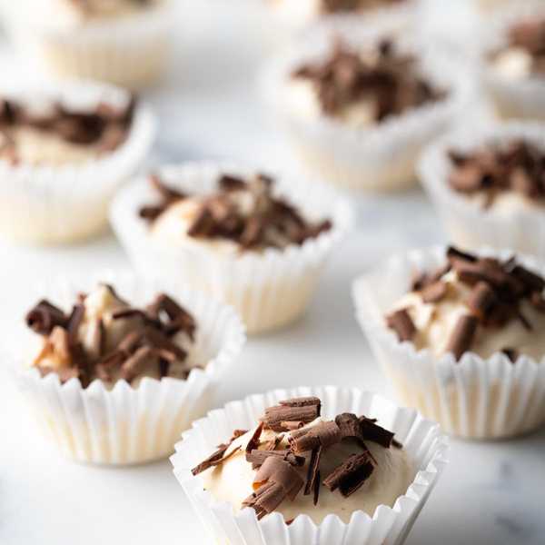 No-Bake Keto Cheesecake Bites