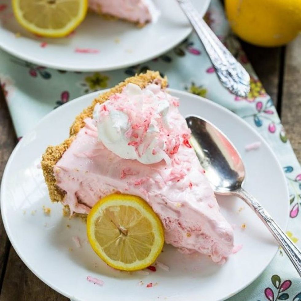 no-bake-pink-lemonade-pie