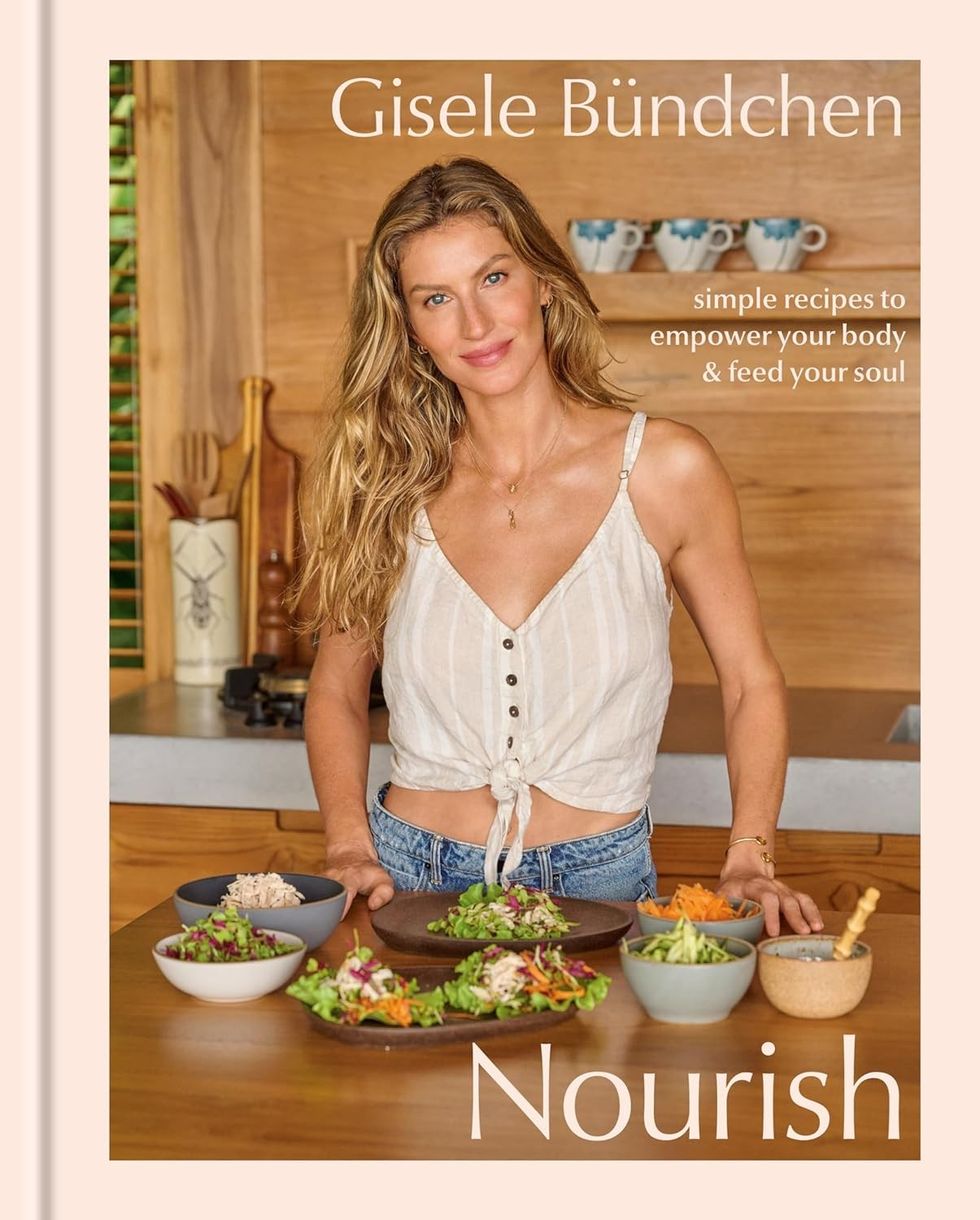 Nourish: Simple Recipes to Empower Your Body & Feed Your Soul by Gisele B\u00fcndchen