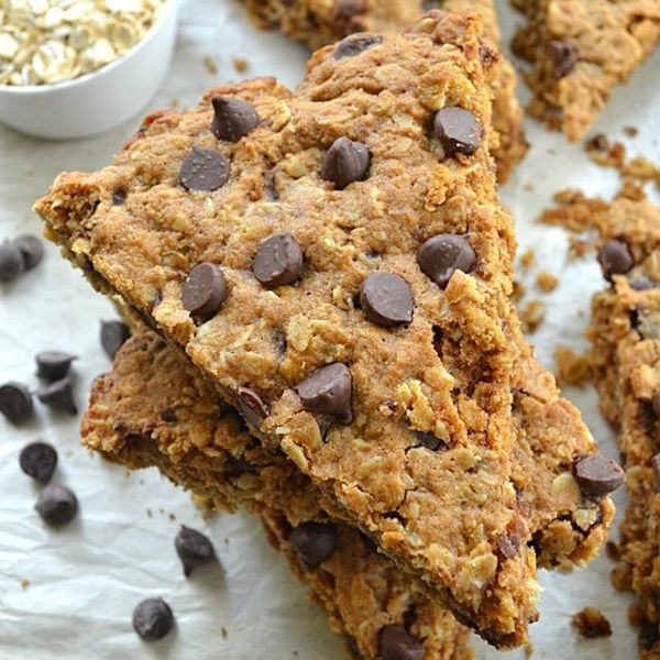 Oatmeal Chocolate Chip Cookie Pizza