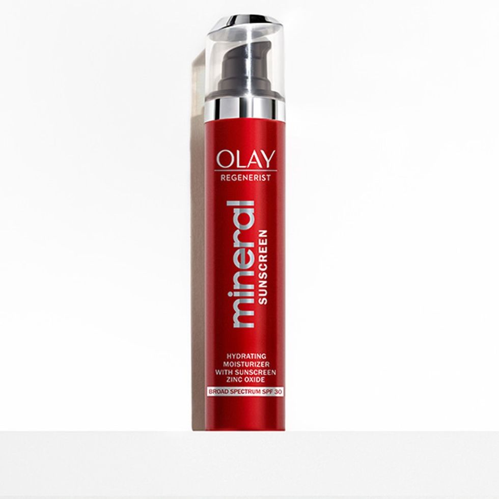 OLAY Regenerist Hydrating Mineral SPF 30 Sunscreen