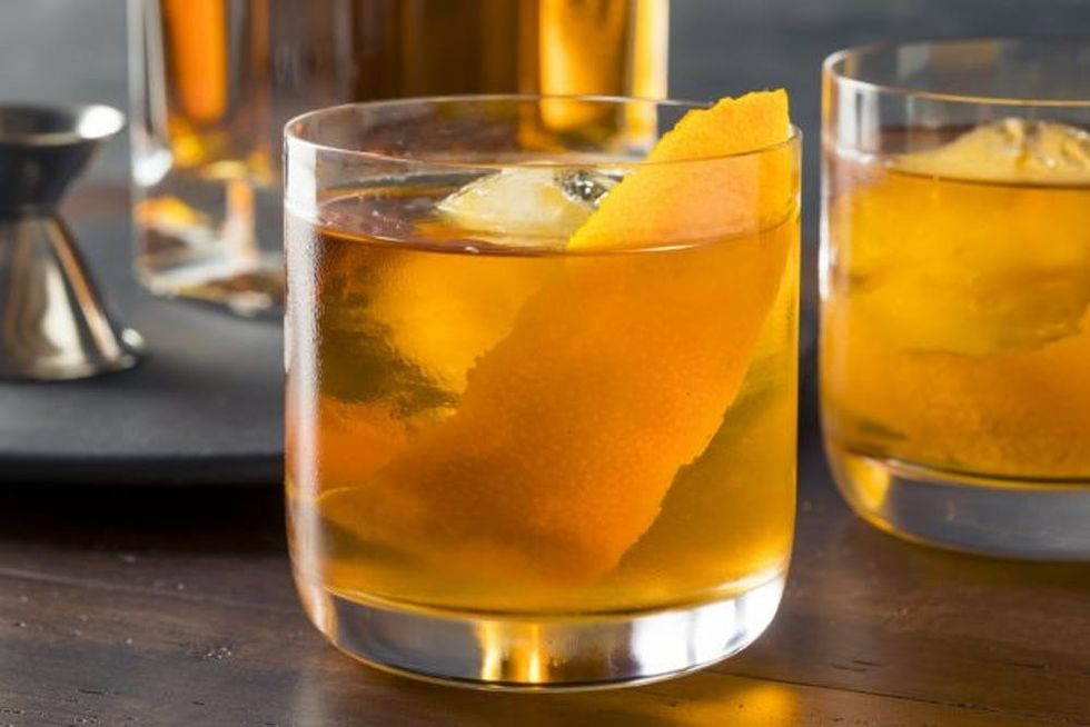 old fashioned cocktail
