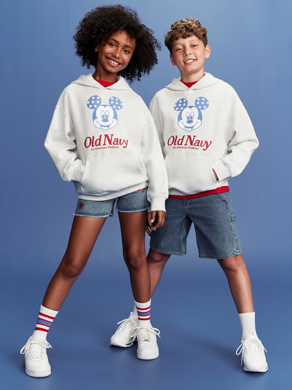 Old Navy x Disney Mickey Mouse Logo-Graphic Flag Kids Hoodie