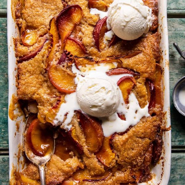 Old School Easy Brown Sugar Peach Cobbler