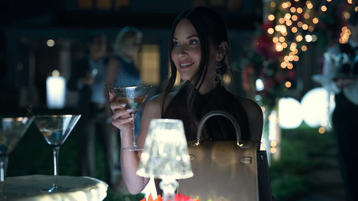 olivia munn your friends and neighbors season 1