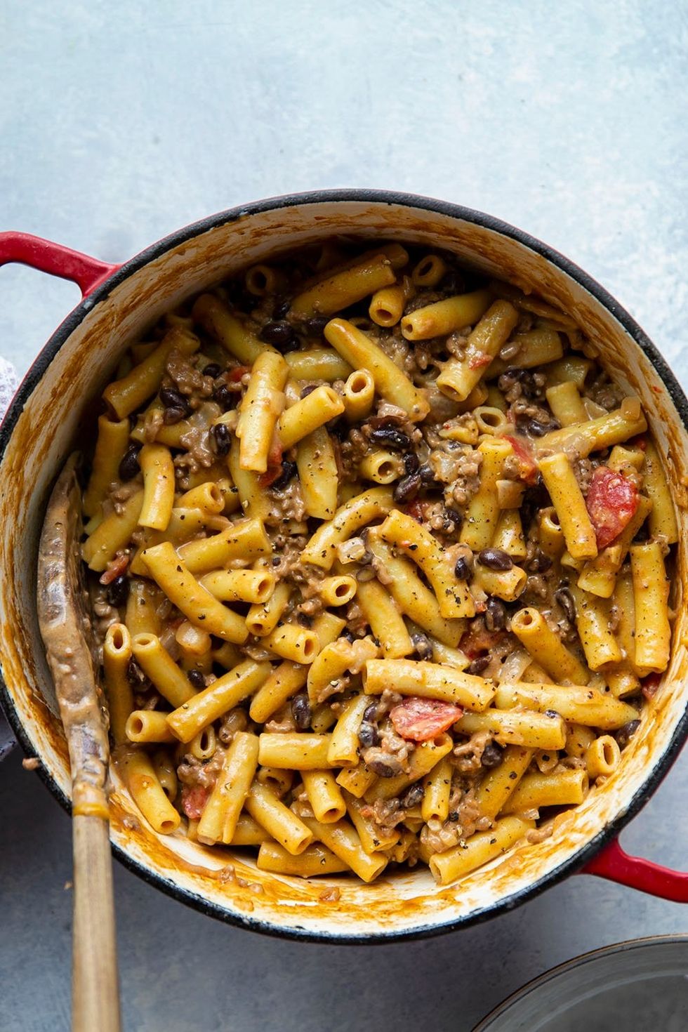 One Pot Chili Mac & Cheese