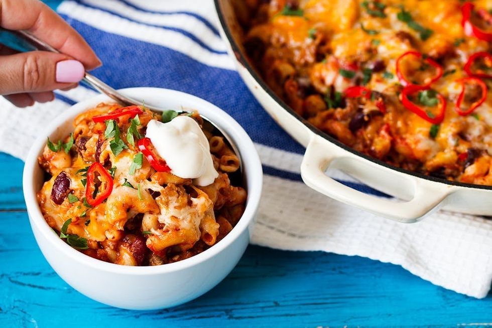 One-Pot Chili Mac N' Cheese