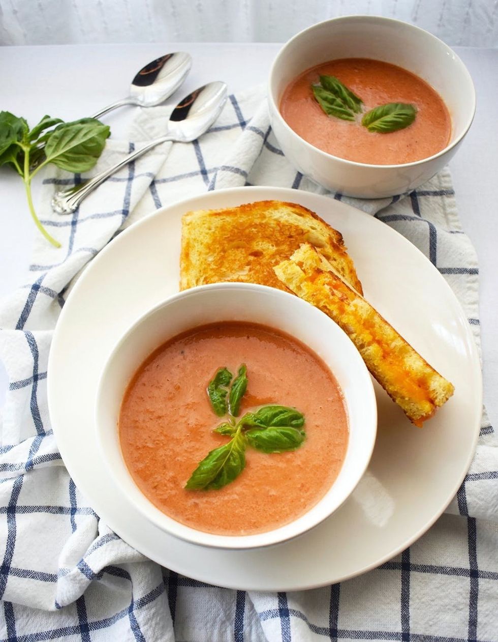 One-Pot Roasted Tomato Soup