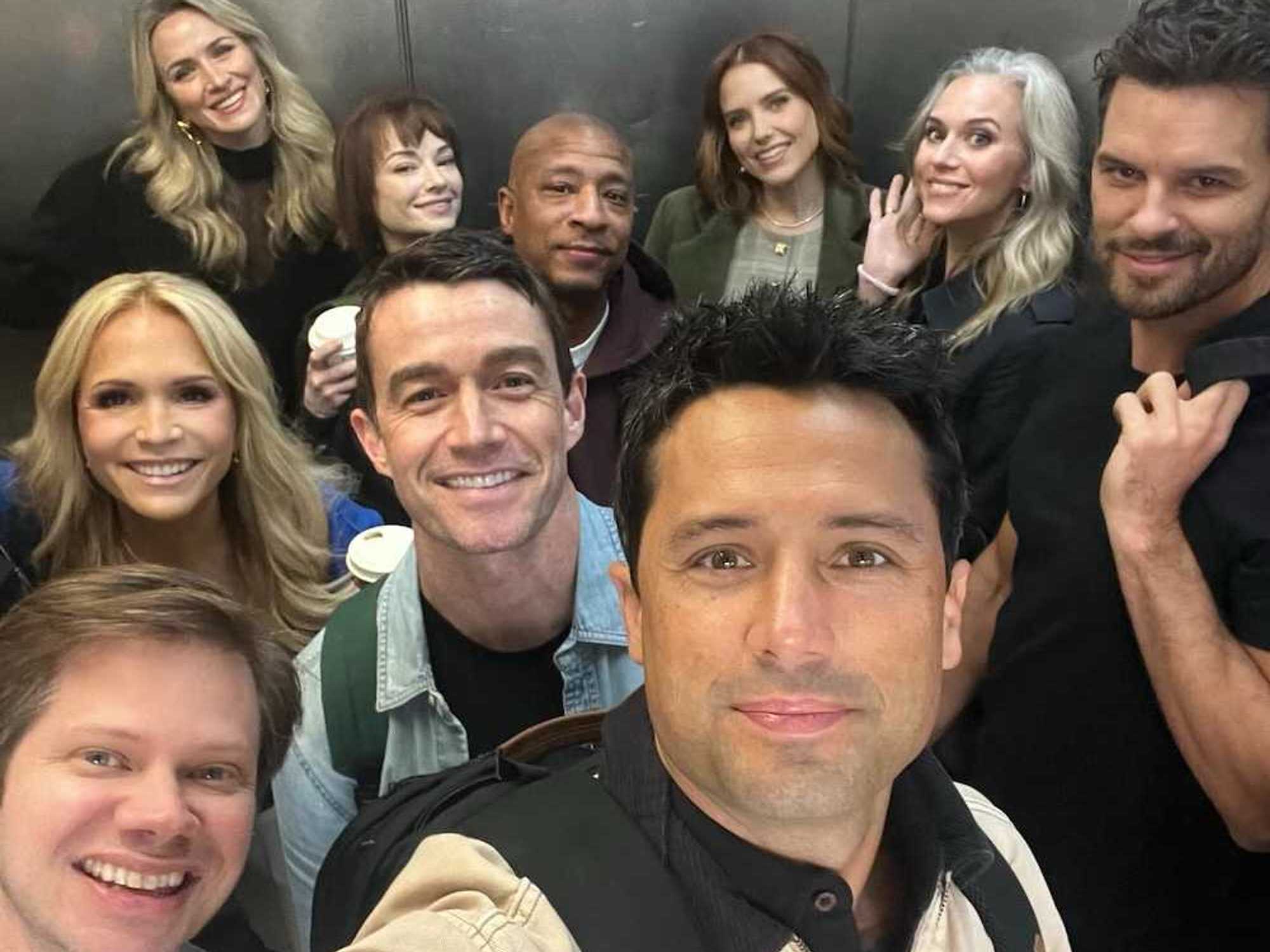 HUGE One Tree Hill Cast Reunion See The Cute Pics Brit Co HUGE One Tree Hill Cast Reunion See The Cute Pics Brit Co
