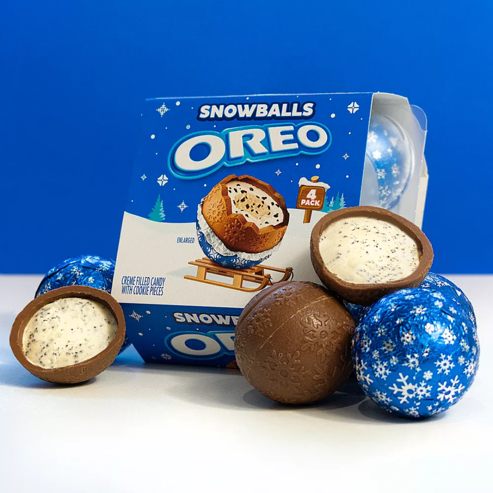 Oreo Christmas Snowballs