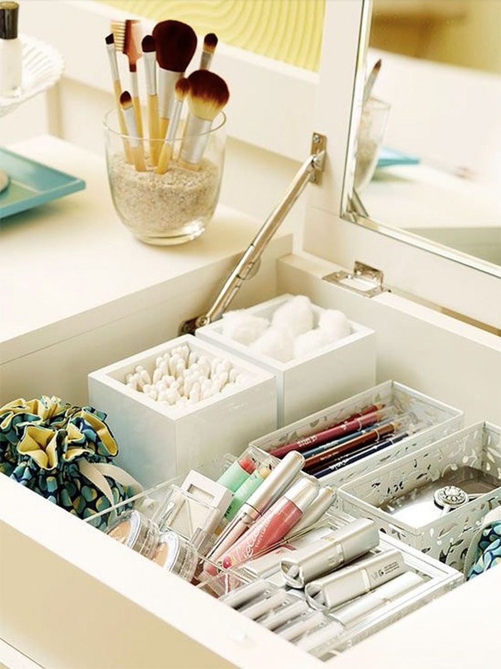 organized-beauty-products-645x862