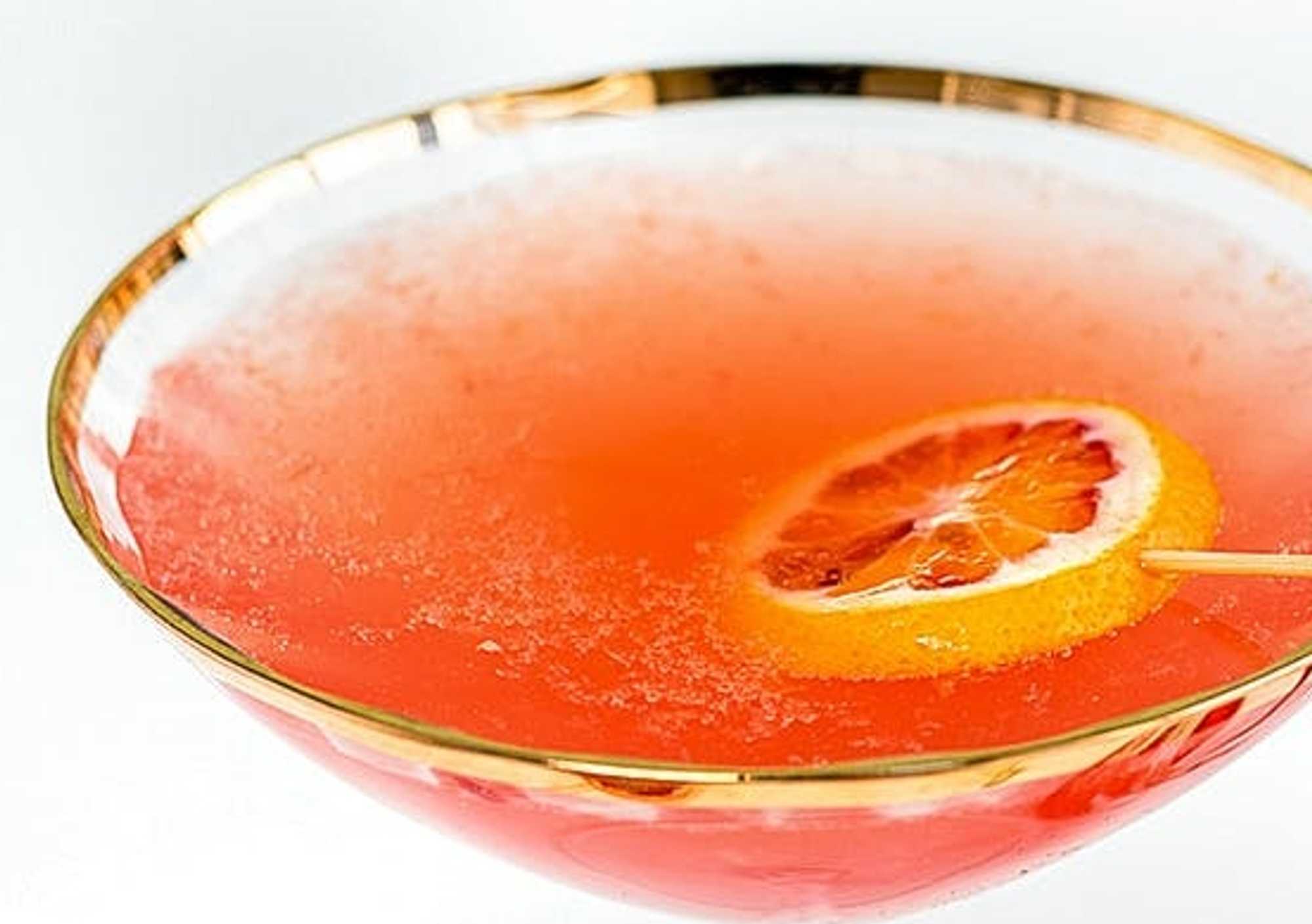 Our best Oscars-themed cocktail, the Oscar 89, is a fresh take on the French 75.