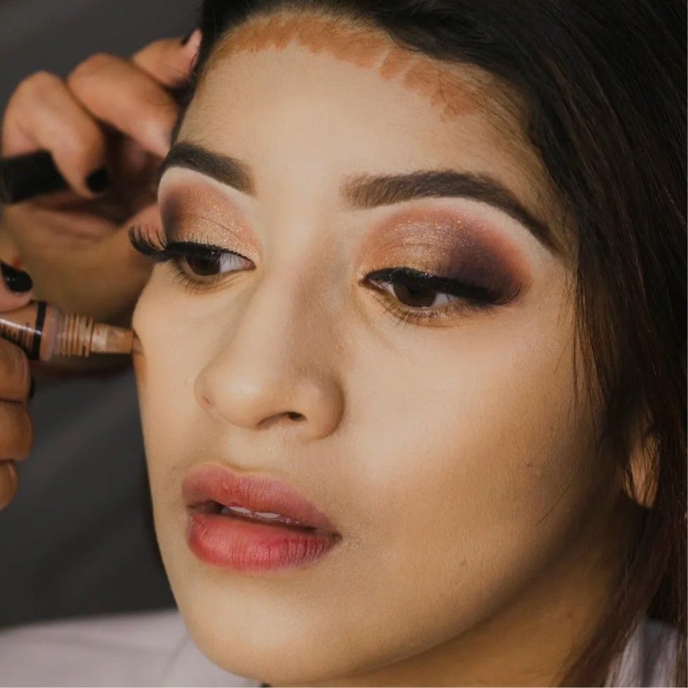 outdated makeup trends heavy contour or bronzer