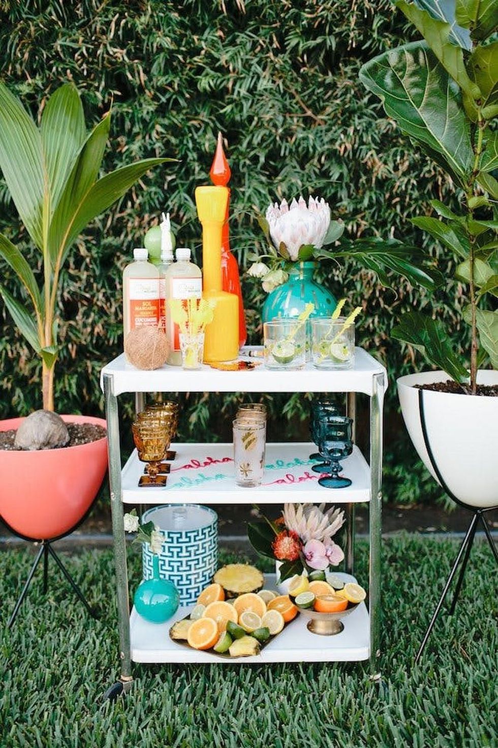 Outdoor Bar Ideas for Your Bridal Shower