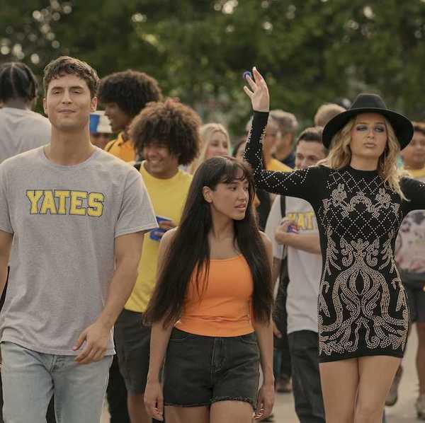 overcompensating season 2 prime video