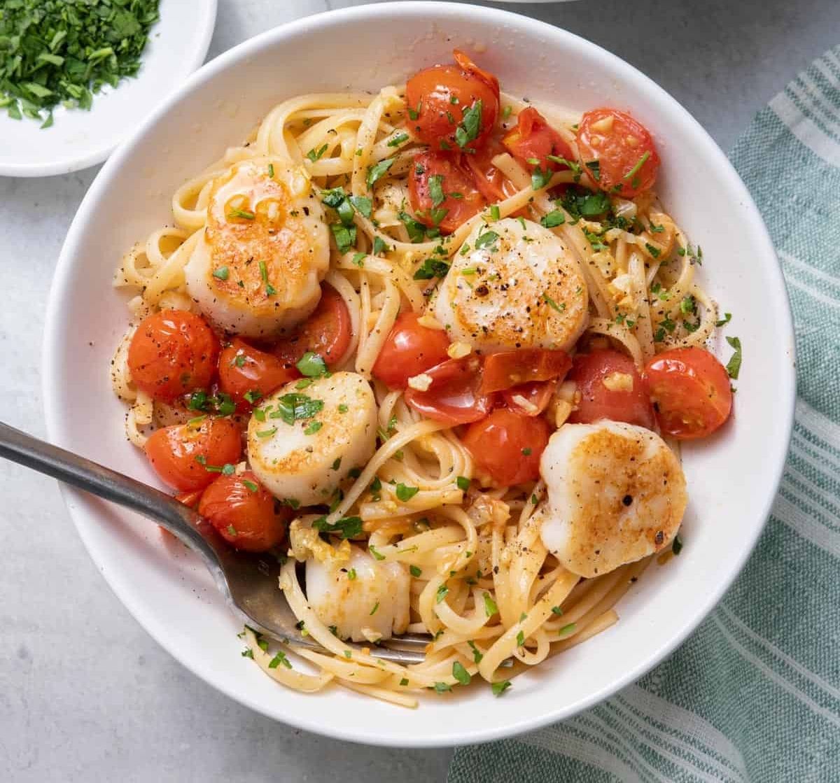 Pan Seared Scallops with Pasta