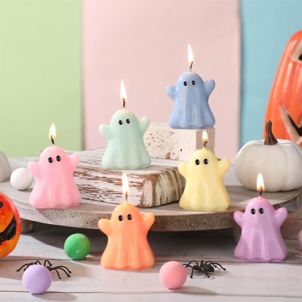 Pastel Halloween Ghost Candles