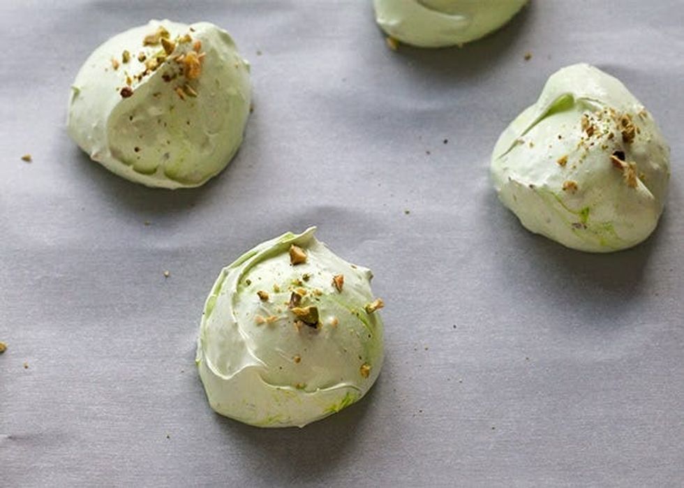 Pastel Meringues Recipe