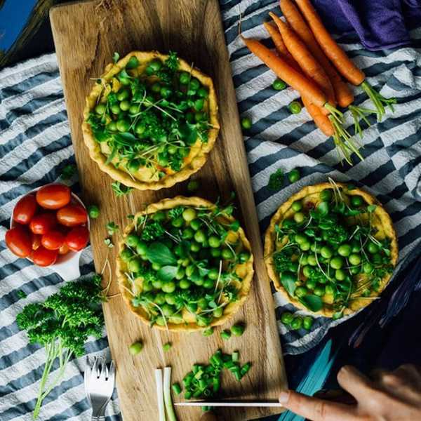 Peas and Herbs Cheese Tarts