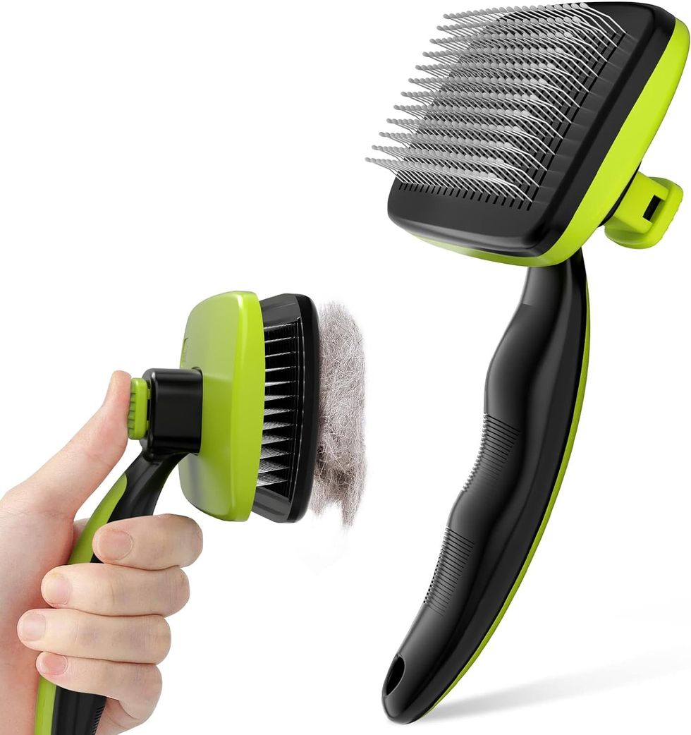 Pecute Self-Cleaning Slicker Brush for Pets