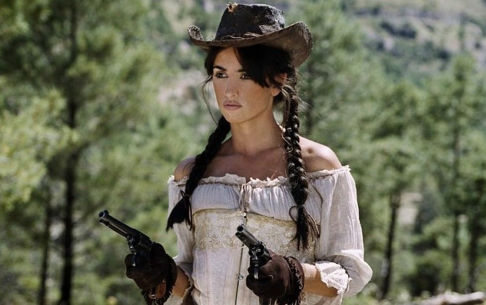 Penelope Cruz in Bandidas