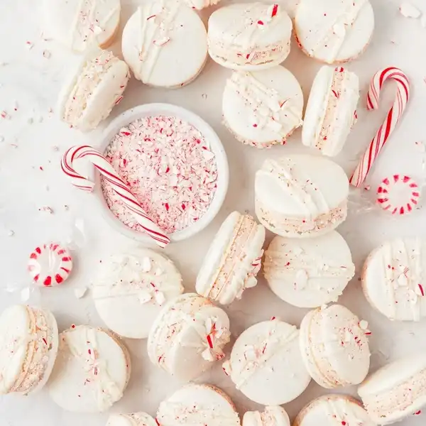 Peppermint Macarons with White Chocolate Ganache
