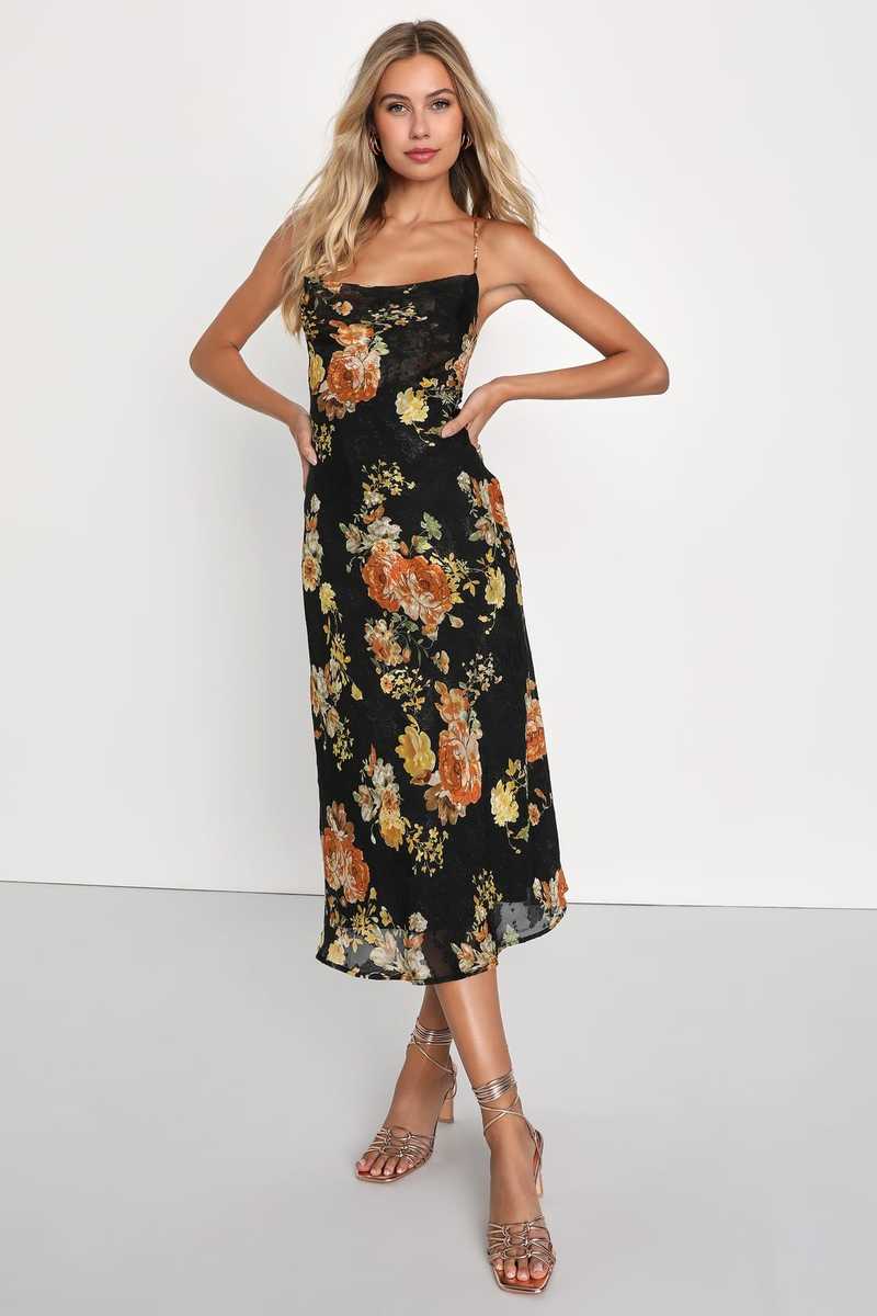 16 Flattering Lulus Fall Dresses To Step Up Your Outfits - Brit + Co 16 Flattering Lulus Fall Dresses To Step Up Your Outfits - Brit + Co