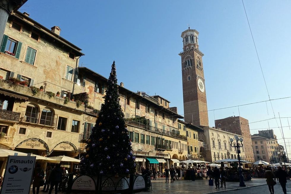 piazza-erbe-verona