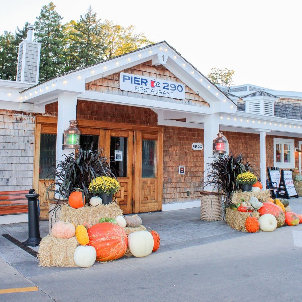 Pier 290
