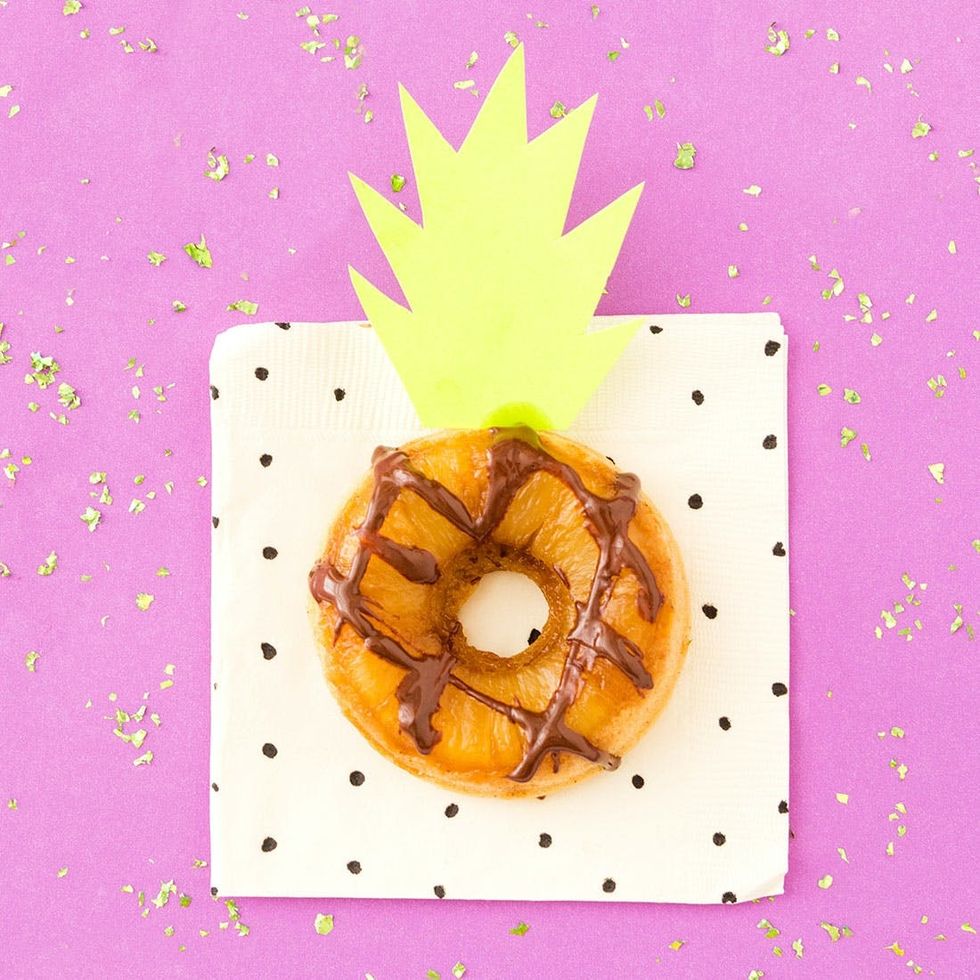 Pineapple_Donuts_045