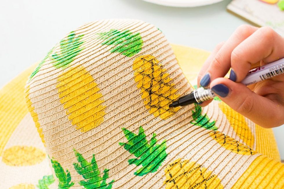 pineapple hat diy with paint pen