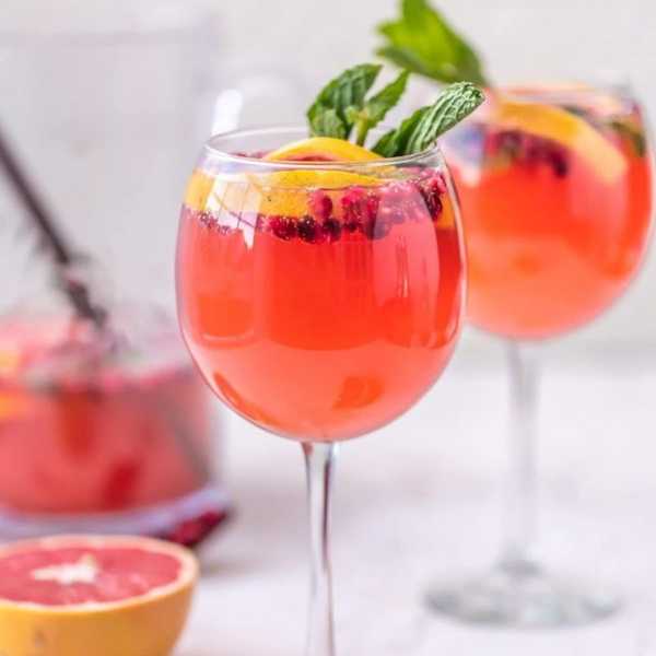 Pink Champagne Sangria Cocktail Recipe