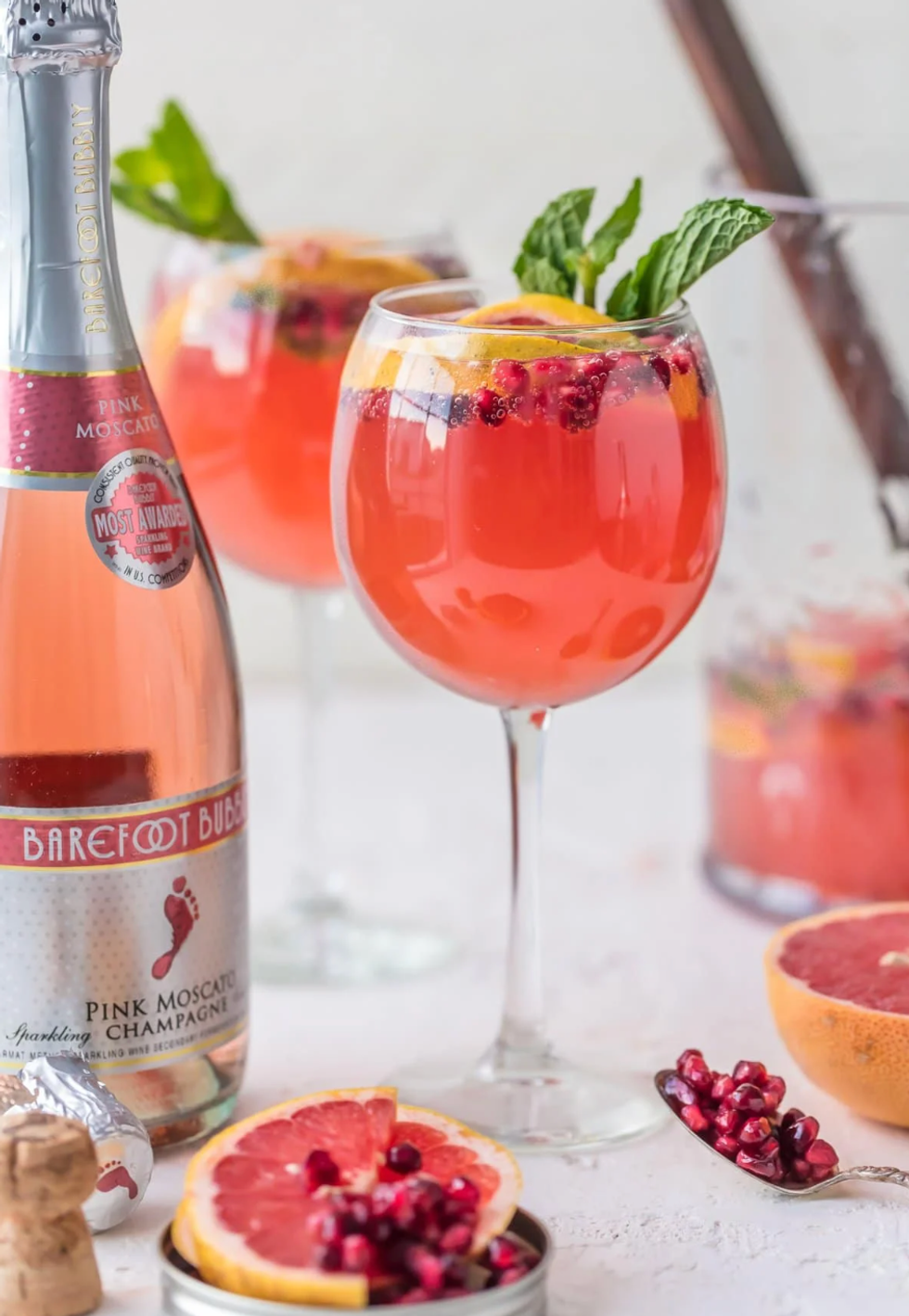 pink champagne sangria