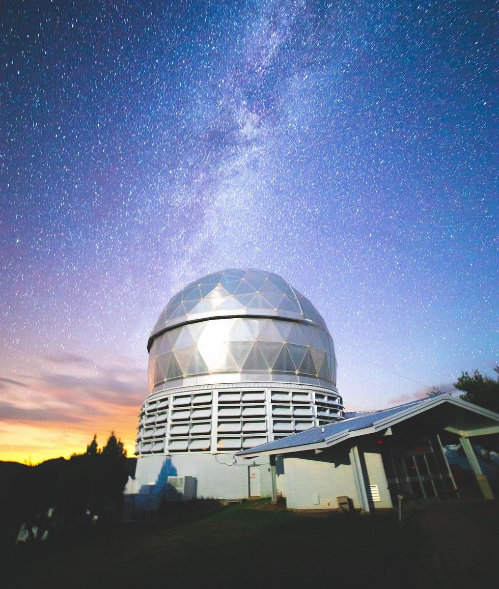 planetarium date idea