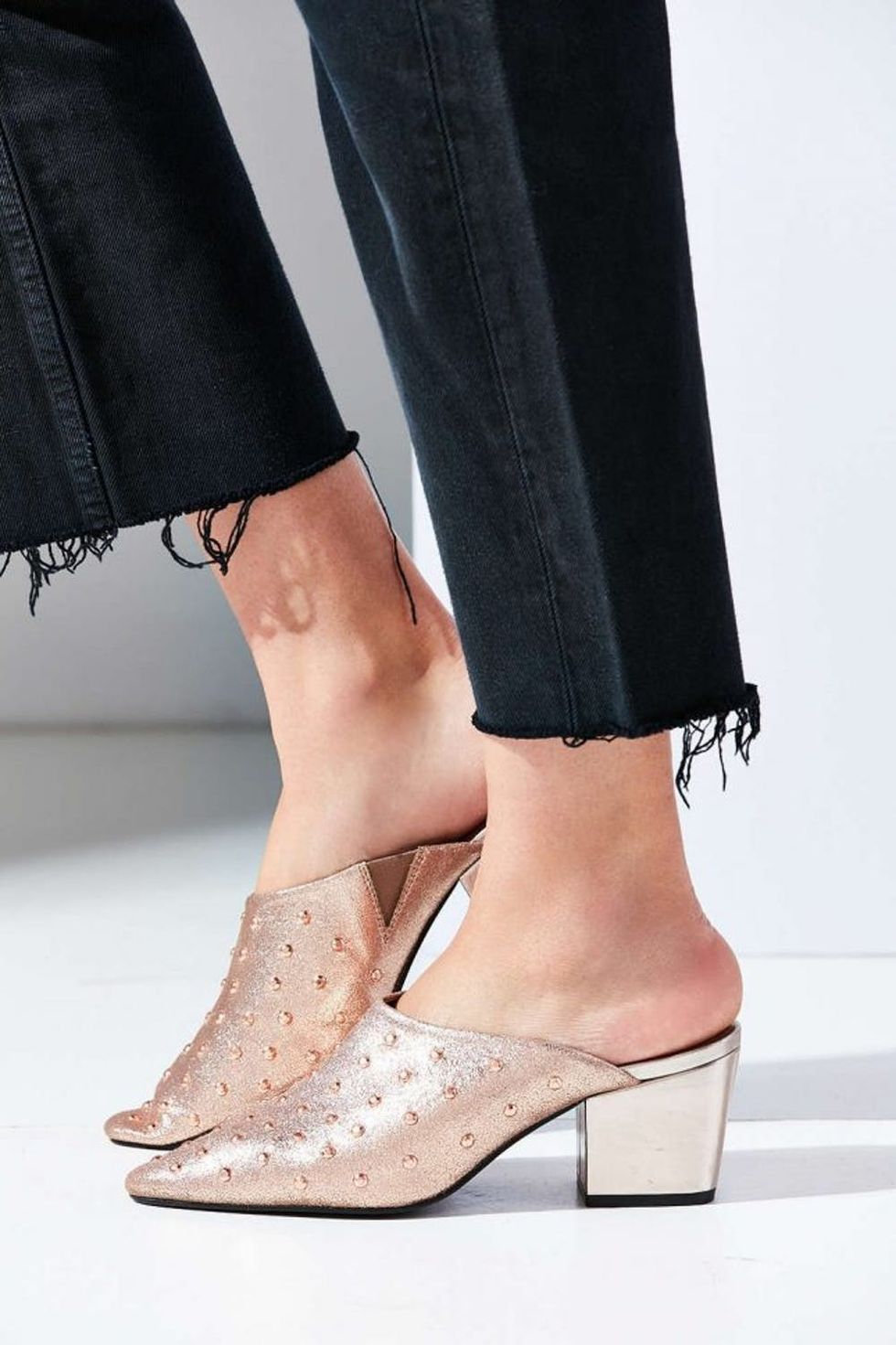 point-toe-mules
