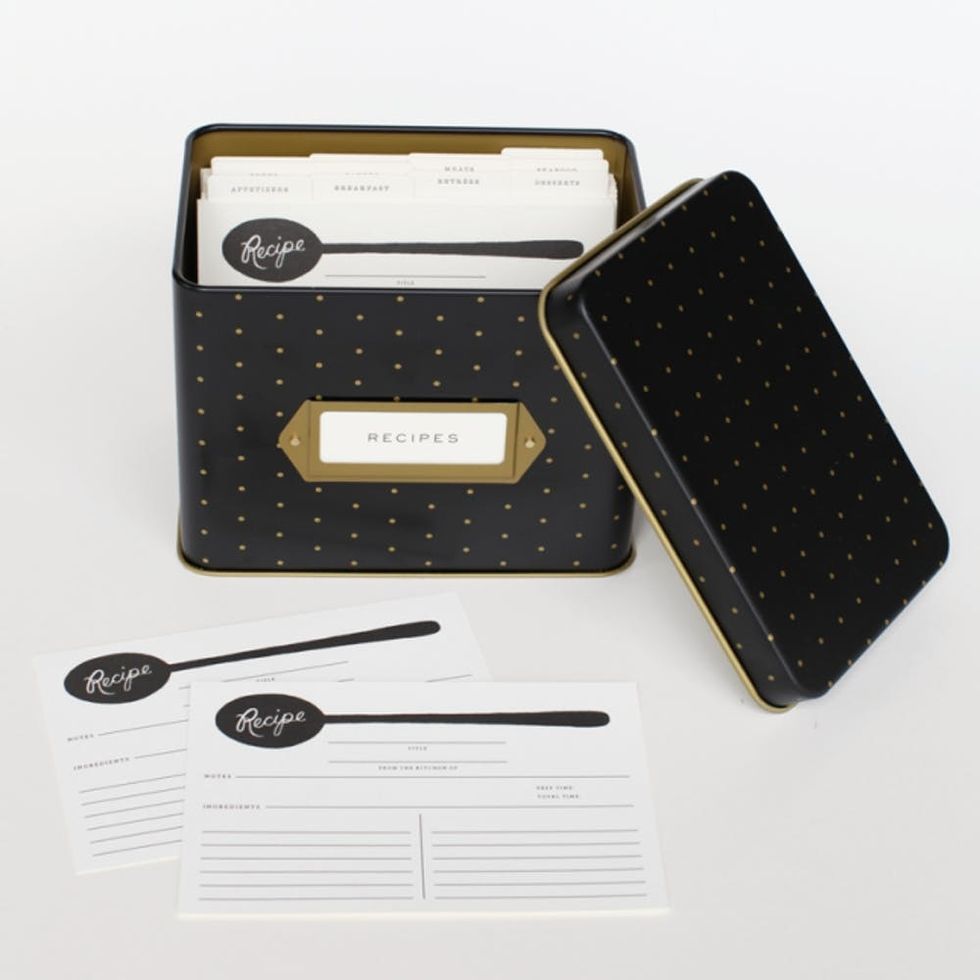 polka-dot-kitchen-recipe-box-02_1