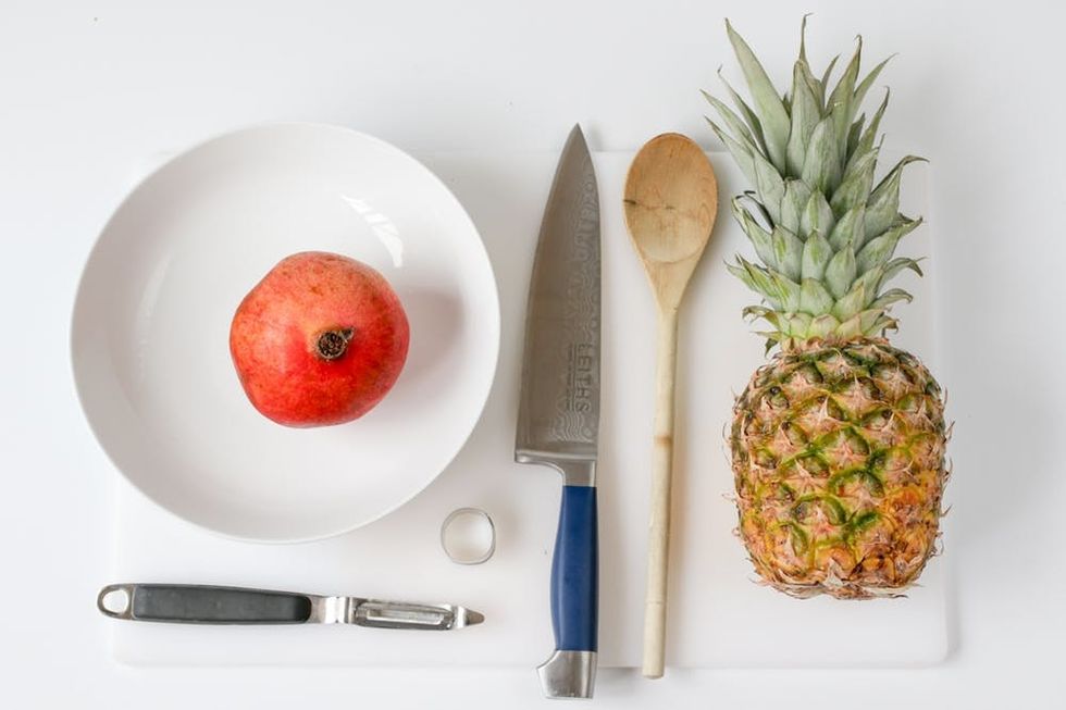 Pomegranates and pineapples ingredients