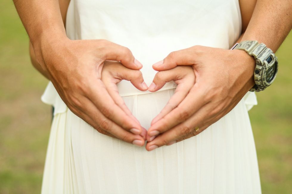 pregnancy heart hands