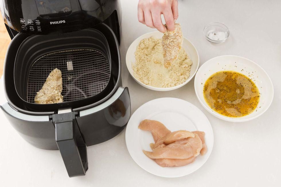 prepping the paleo air fryer chicken