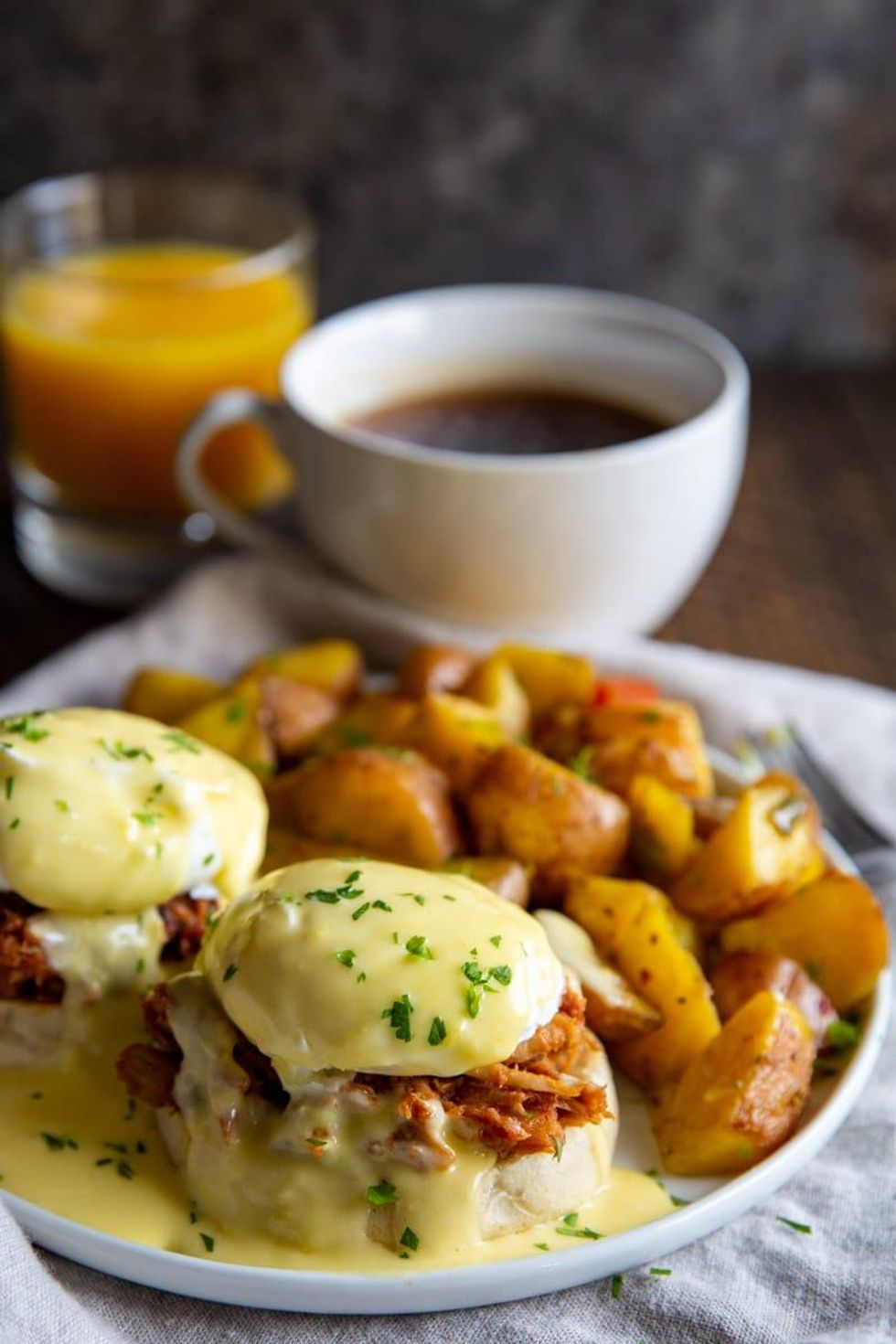 Pulled Pork Eggs Benedict