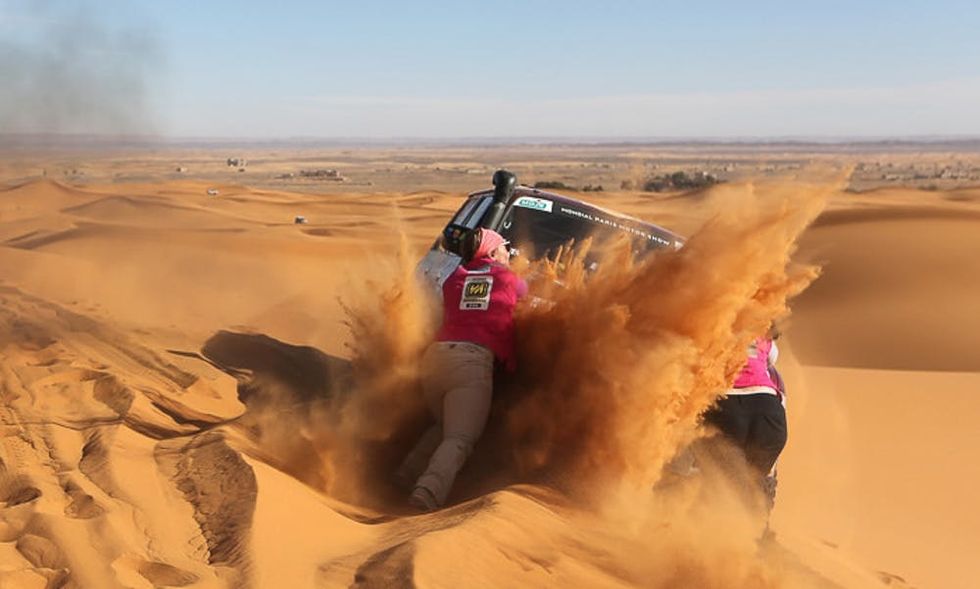 Rallye de Gazelles car in sand