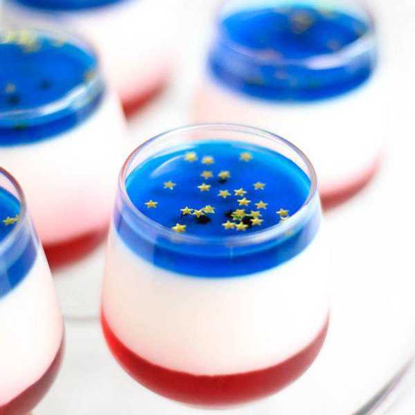 red white and blue cocktail panna cotta