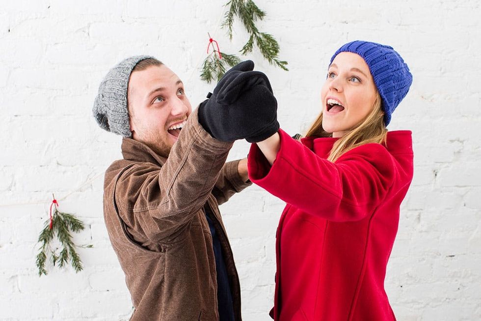 Reese_Witherspoon_Gloves_037