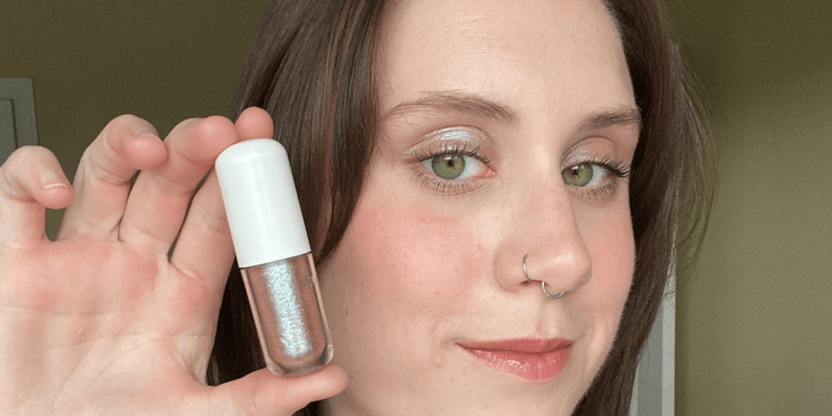 This Glittery Liquid Eyeshadow Gets Me So Many Compliments - Brit + Co This Glittery Liquid Eyeshadow Gets Me So Many Compliments - Brit + Co