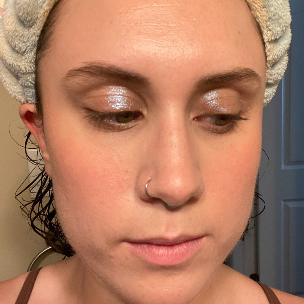 rem beauty liquid eyeshadow review