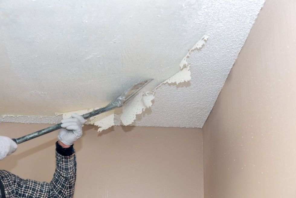 remove popcorn ceiling